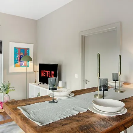 Villa Brand New 1-Bed Flat With Free Parking à Nottingham Extérieur photo